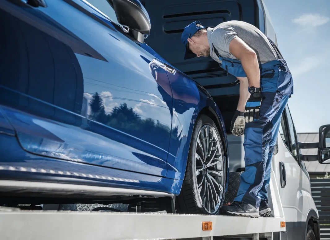 Edmonton local tow truck loading vehicle